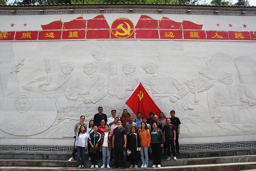县农业农村局法律服务中心党支部主题党日活动丰富多彩